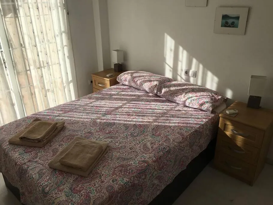 Villa Stunning 2-Bed House In Nerja W. Pool, A/C, Garage Spanien