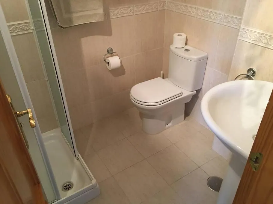 Ferienhaus Villa Stunning 2-Bed House In Nerja W. Pool, A/C, Garage