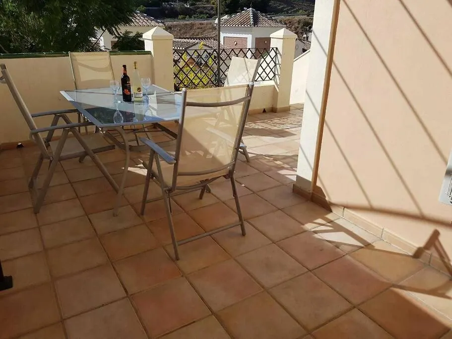 Villa Stunning 2-Bed House In Nerja W. Pool, A/C, Garage